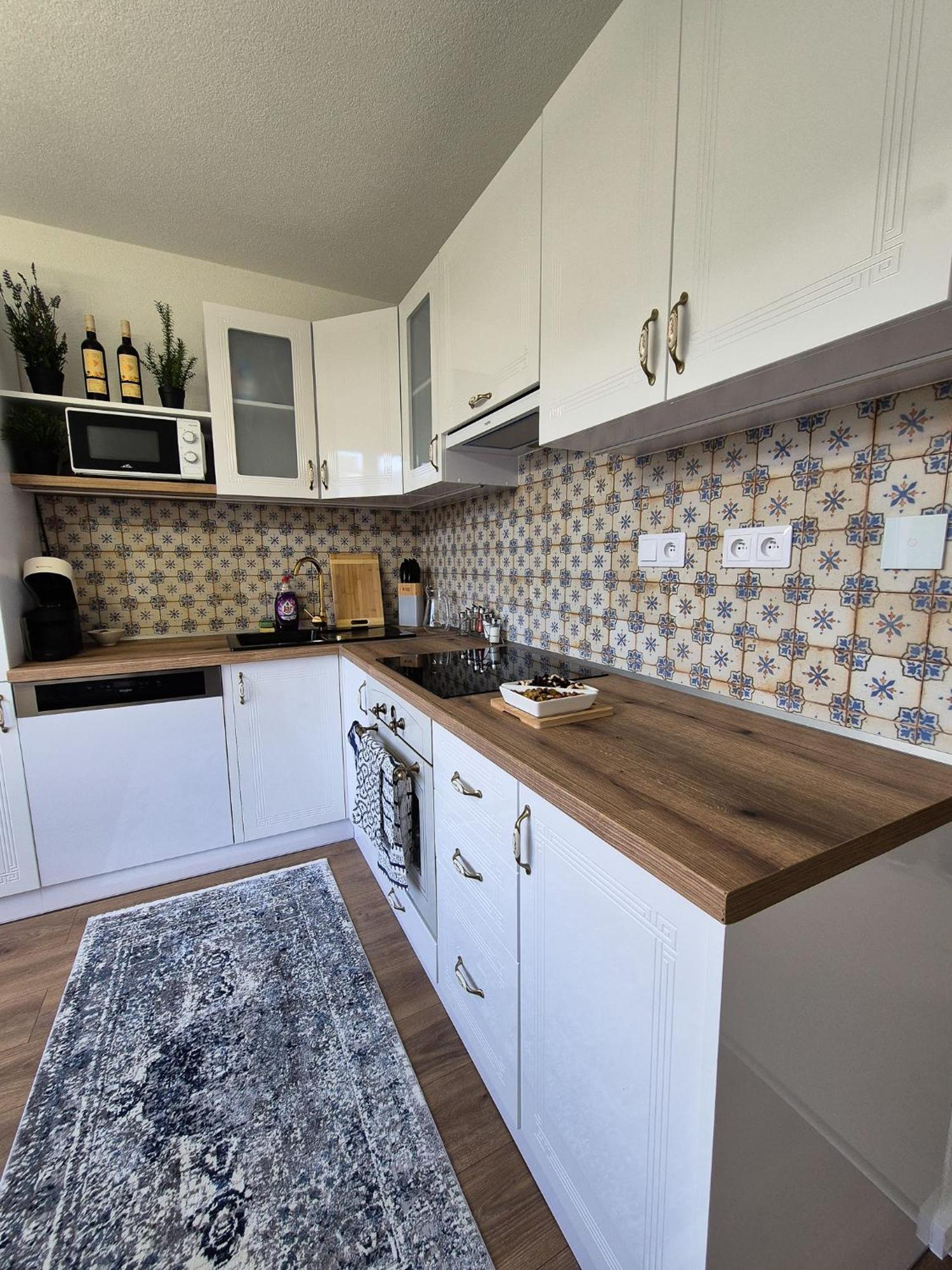 Apartman Lesa Brezno Eksteriør billede
